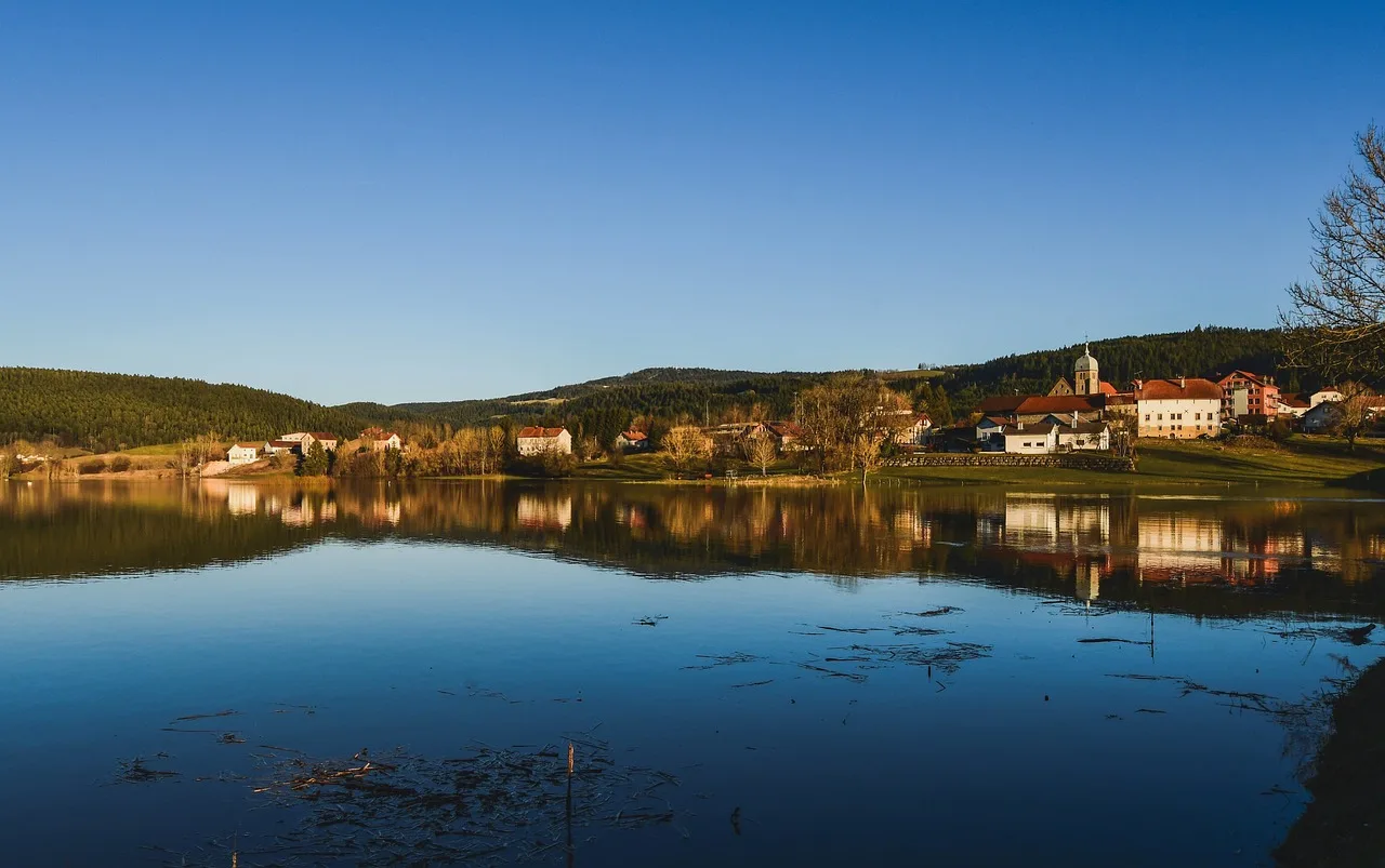 town, flood, water, reflection, landscape, calmed down, dusk, the doubs, montlebon, morteau